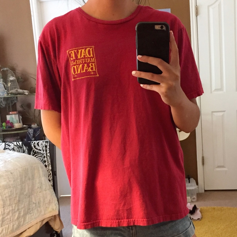 Red Dave Matthews Band Graphic Tee in Size L